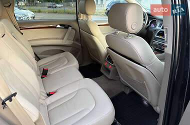 Внедорожник / Кроссовер Audi Q7 2015 в 