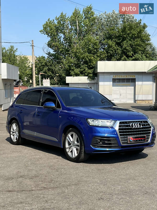 Позашляховик / Кросовер Audi Q7 2016 в Одесі