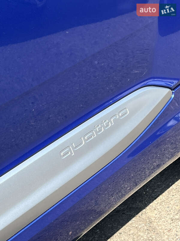 Позашляховик / Кросовер Audi Q7 2016 в Одесі