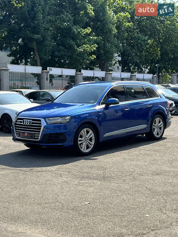 Позашляховик / Кросовер Audi Q7 2016 в Одесі