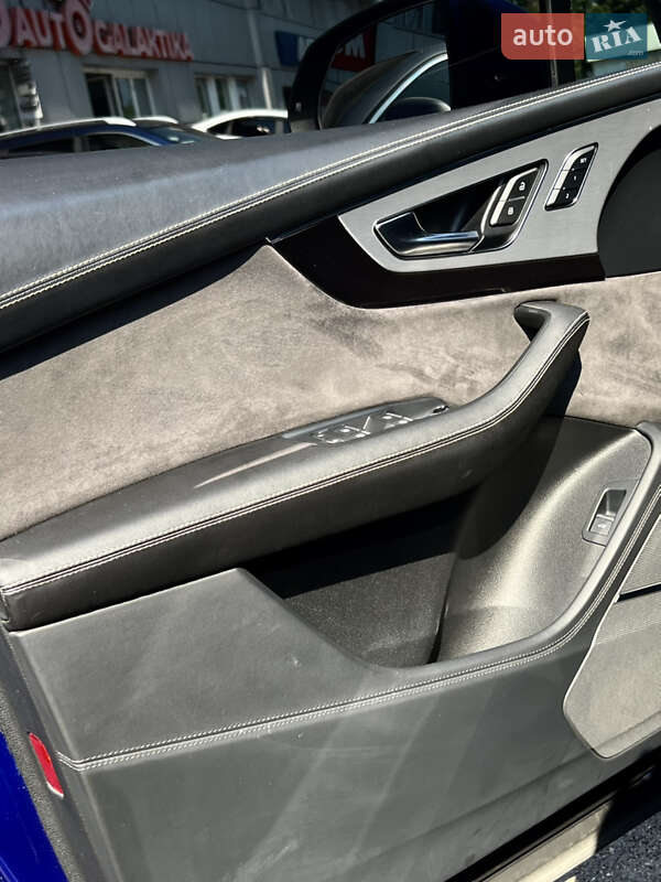 Позашляховик / Кросовер Audi Q7 2016 в Одесі