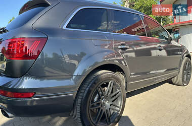 Внедорожник / Кроссовер Audi Q7 2013 в 