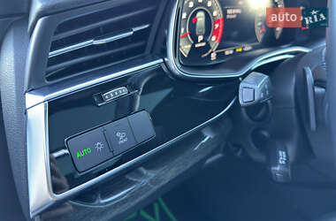 Внедорожник / Кроссовер Audi Q7 2021 в 