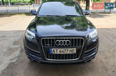 Внедорожник / Кроссовер Audi Q7 2013 в 