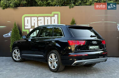 Внедорожник / Кроссовер Audi Q7 2016 в 
