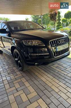 Позашляховик / Кросовер Audi Q7 2015 в Кривому Розі