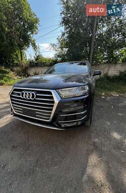 Позашляховик / Кросовер Audi Q7 2017 в Львові