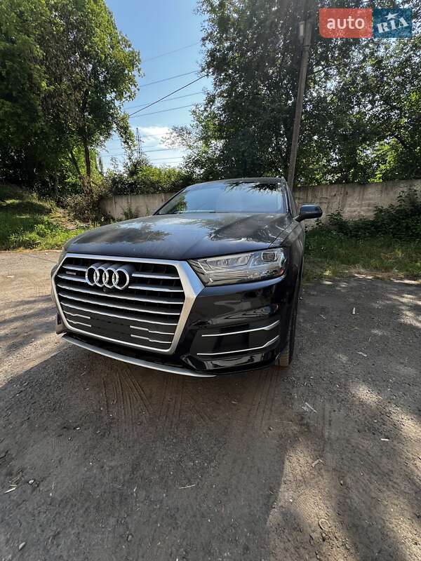 Audi Q7 2017