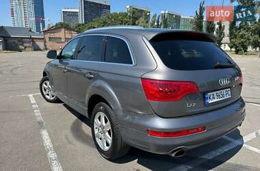 Внедорожник / Кроссовер Audi Q7 2012 в 
