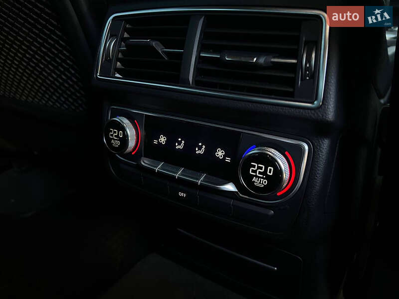 Позашляховик / Кросовер Audi Q7 2016 в Тернополі