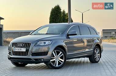 Audi Q7 2011