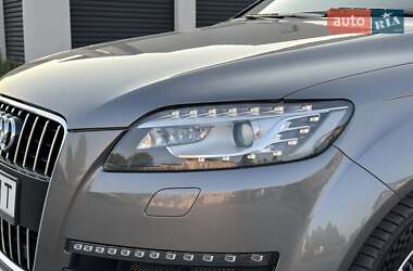 Внедорожник / Кроссовер Audi Q7 2011 в 