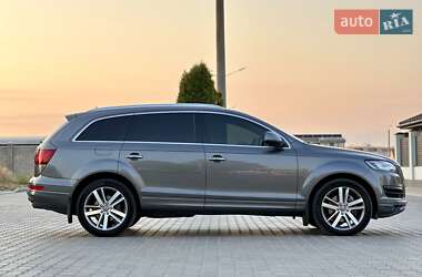 Внедорожник / Кроссовер Audi Q7 2011 в 