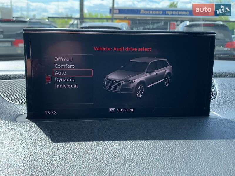 Внедорожник / Кроссовер Audi Q7 2017 в Львове