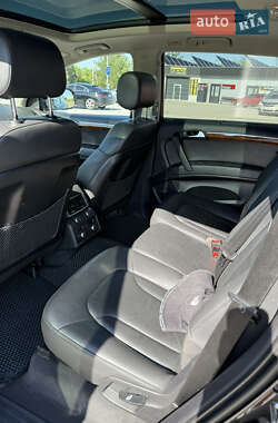 Внедорожник / Кроссовер Audi Q7 2014 в 