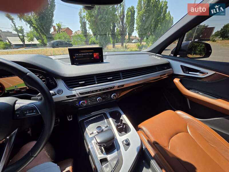 Внедорожник / Кроссовер Audi Q7 2016 в Одессе