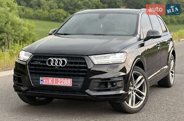 Внедорожник / Кроссовер Audi Q7 2016 в Ровно