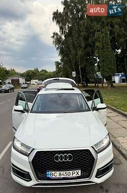 Внедорожник / Кроссовер Audi Q7 2019 в 