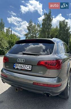 Внедорожник / Кроссовер Audi Q7 2011 в 