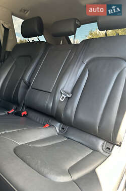 Внедорожник / Кроссовер Audi Q7 2011 в 