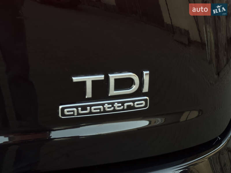 Позашляховик / Кросовер Audi Q7 2015 в Володимирі