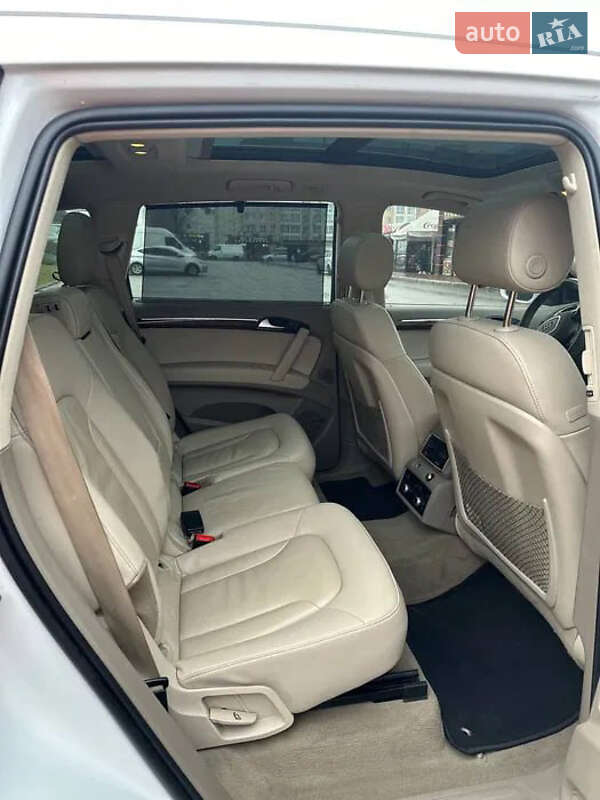 Позашляховик / Кросовер Audi Q7 2015 в Львові фото 8 Позашляховик / Кросовер Audi Q7 2015 в Львові
