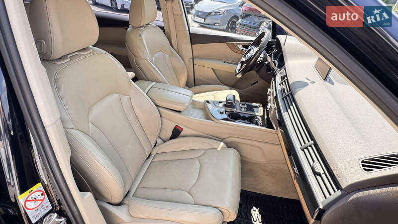 Внедорожник / Кроссовер Audi Q7 2017 в Ивано-Франковске