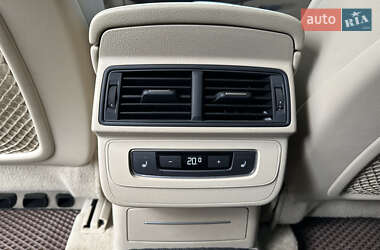 Внедорожник / Кроссовер Audi Q7 2016 в 