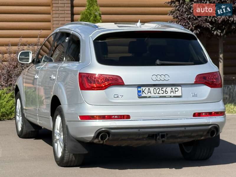 Внедорожник / Кроссовер Audi Q7 2011 в Киеве
