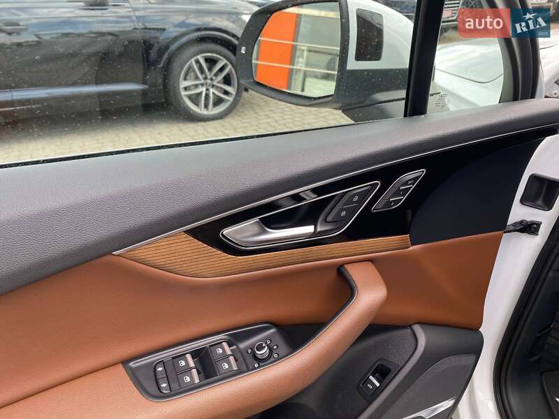 Внедорожник / Кроссовер Audi Q7 2016 в Львове