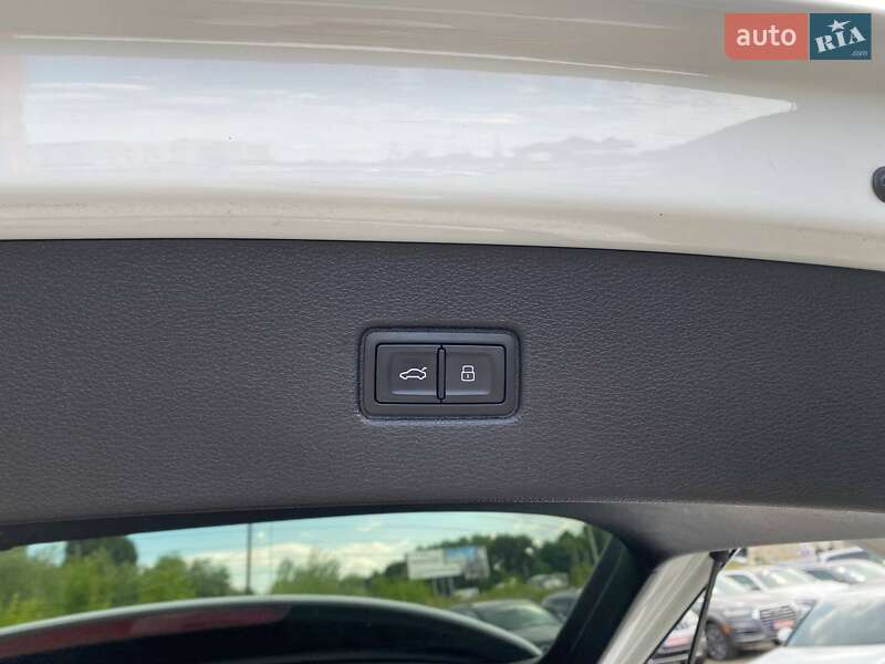 Внедорожник / Кроссовер Audi Q7 2016 в Львове