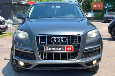 Внедорожник / Кроссовер Audi Q7 2012 в 