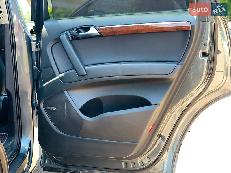 Внедорожник / Кроссовер Audi Q7 2012 в Виннице