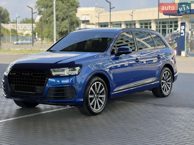 Audi Q7 2016