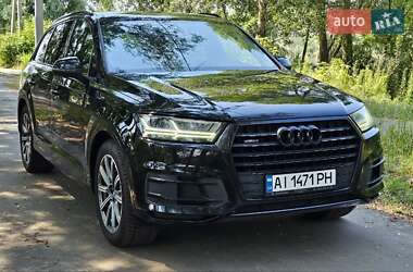 Позашляховик / Кросовер Audi Q7 2016 в 