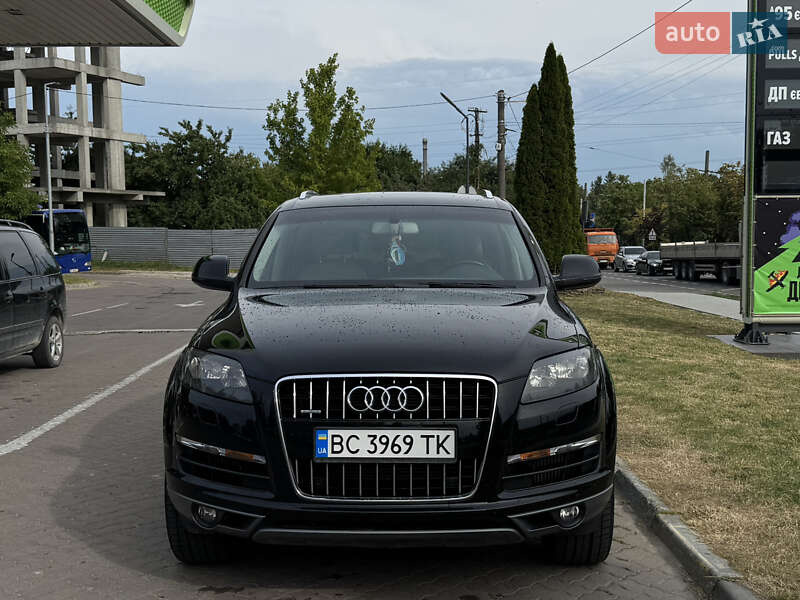Audi Q7 2012