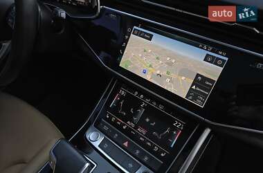 Позашляховик / Кросовер Audi Q7 2020 в 