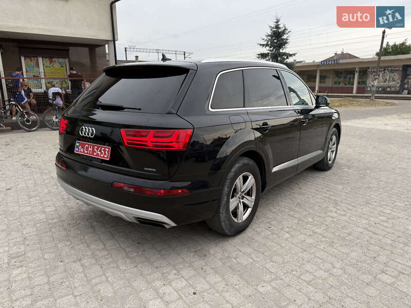 Позашляховик / Кросовер Audi Q7 2017 в Львові