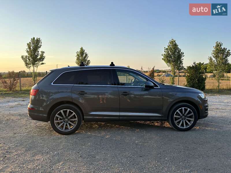 Внедорожник / Кроссовер Audi Q7 2019 в Одессе