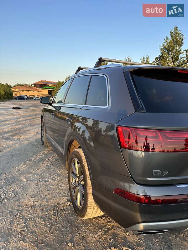 Внедорожник / Кроссовер Audi Q7 2019 в Одессе