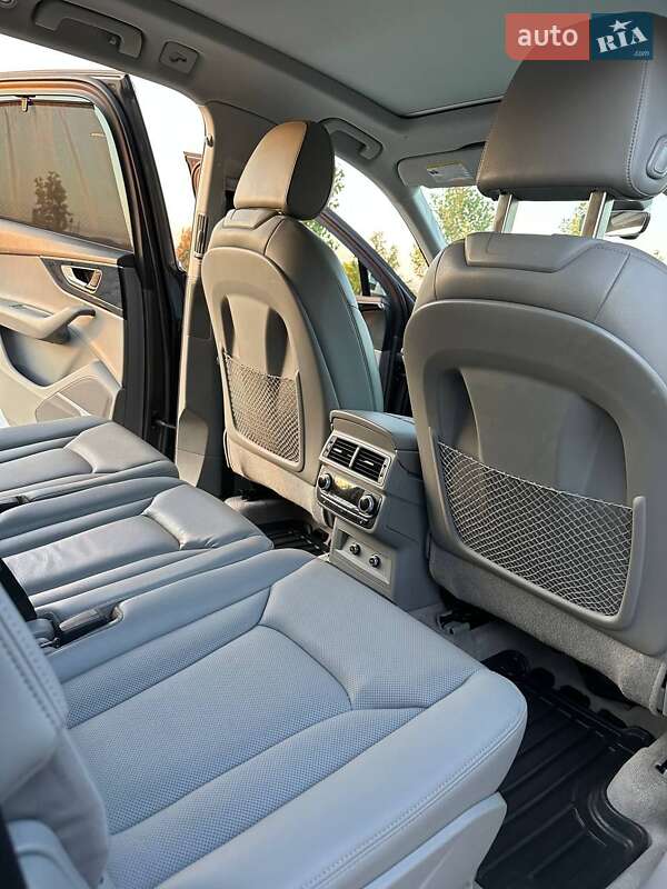 Внедорожник / Кроссовер Audi Q7 2019 в Одессе