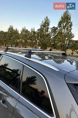 Позашляховик / Кросовер Audi Q7 2019 в 