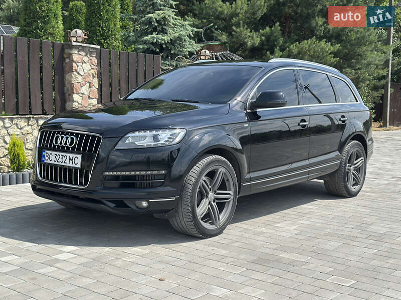 Позашляховик / Кросовер Audi Q7 2014 в 