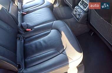 Внедорожник / Кроссовер Audi Q7 2015 в 