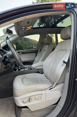 Внедорожник / Кроссовер Audi Q7 2011 в 