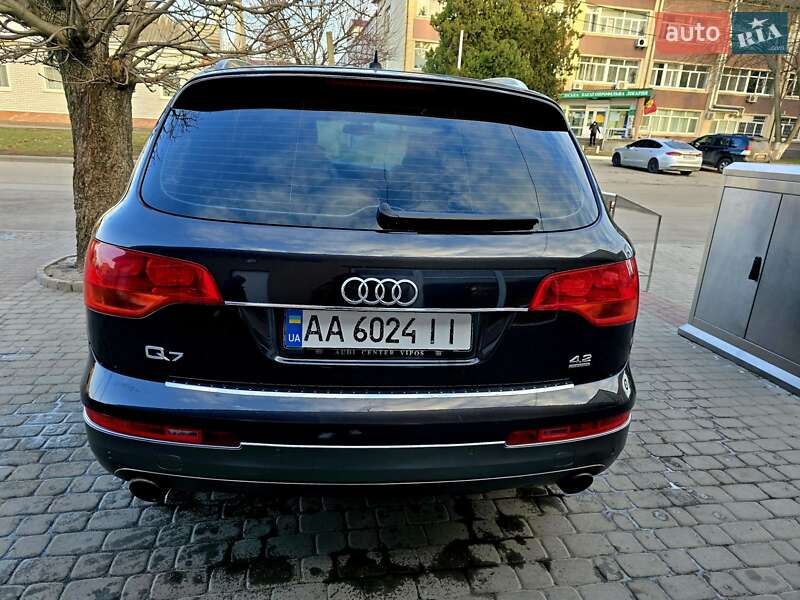 Позашляховик / Кросовер Audi Q7 2007 в Києві