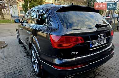 Позашляховик / Кросовер Audi Q7 2007 в 