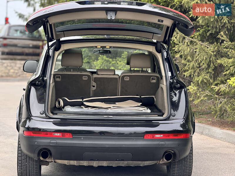 Позашляховик / Кросовер Audi Q7 2007 в Тернополі