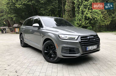 Внедорожник / Кроссовер Audi Q7 2017 в 