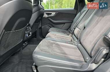Внедорожник / Кроссовер Audi Q7 2018 в 